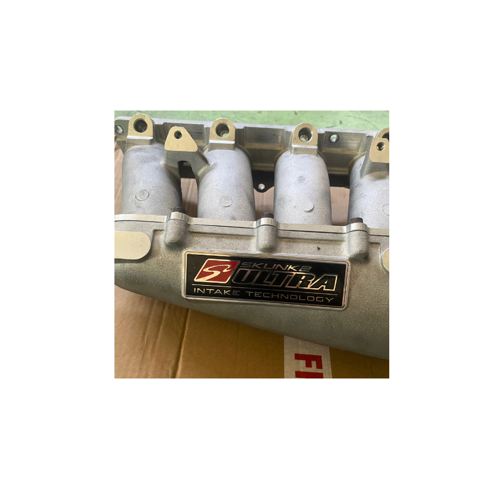COLLETTORE DI ASPIRAZIONE K SERIES SKUNK2 ULTRA CON FARFALLA DA 70